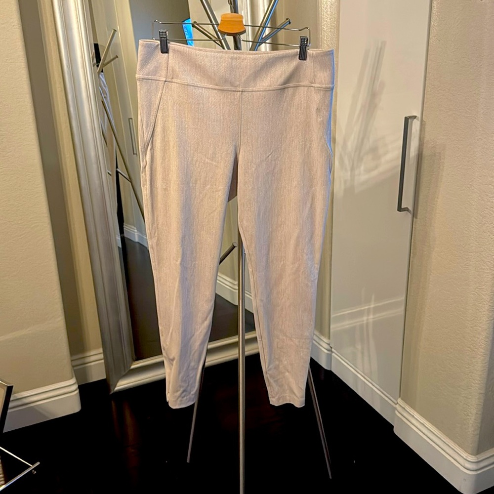 Athleta Delancey Moto Tight // Braiden Cream